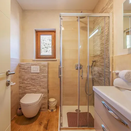 With Sea Views, Jacuzzi, And Roof Terrace Villa