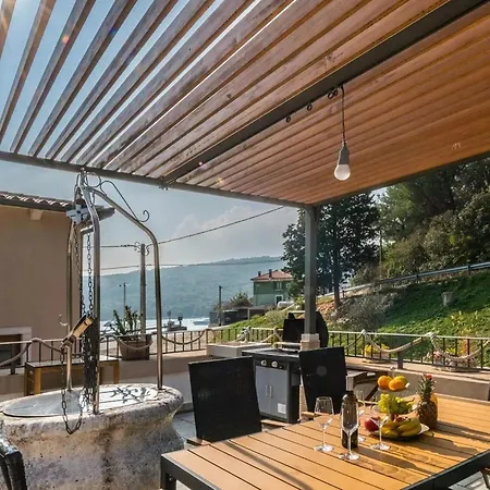 With Sea Views, Jacuzzi, And Roof Terrace